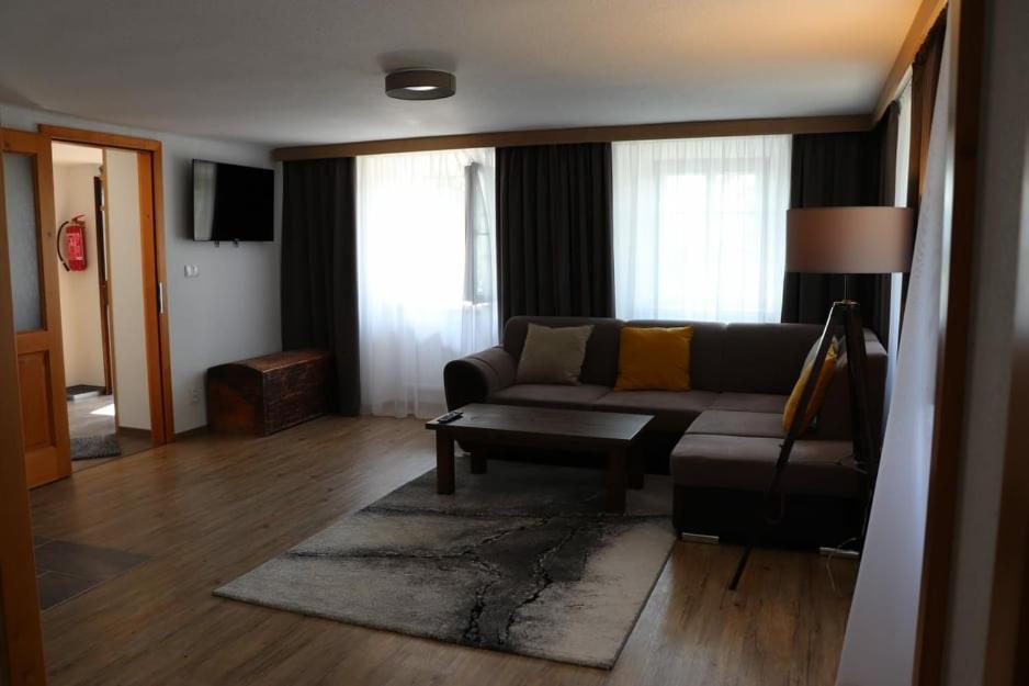 Vila Anicka Вимперк Екстериор снимка